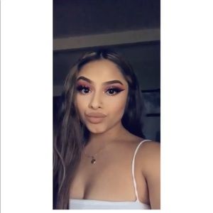 Meet your Posher, Alexandra